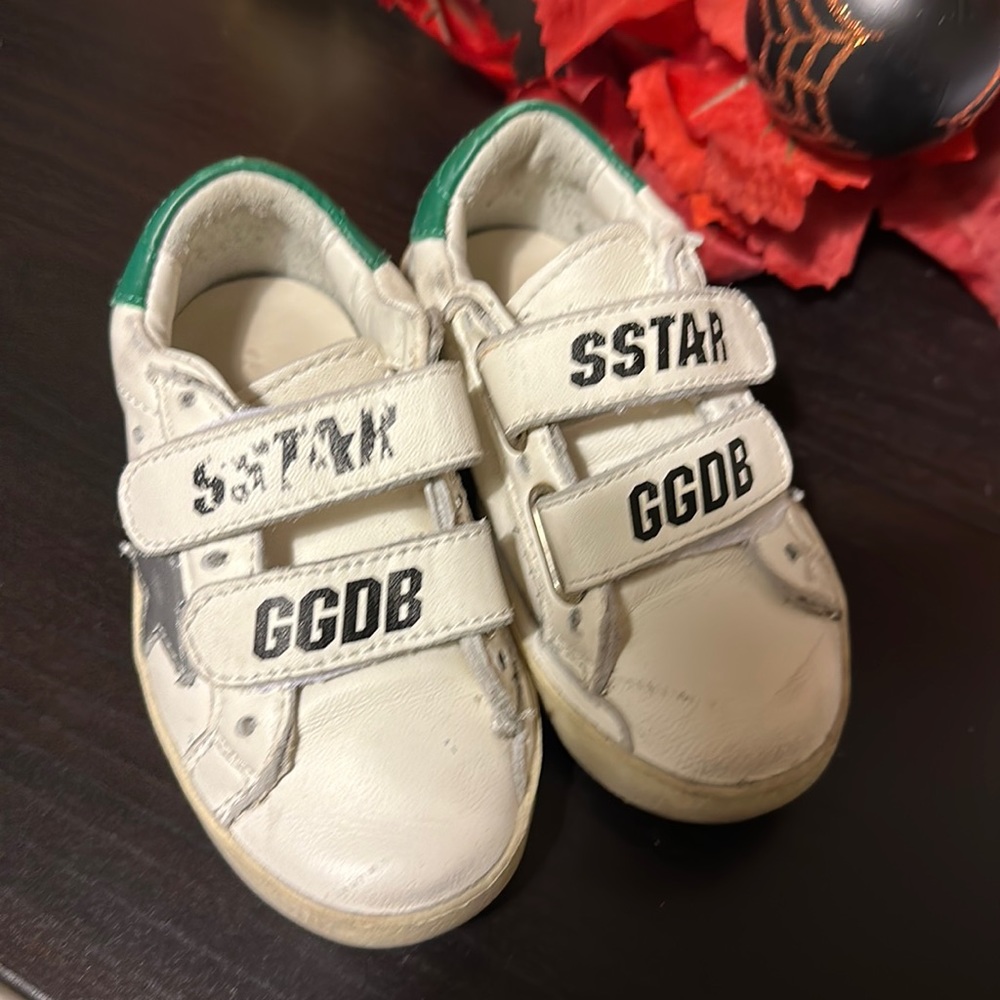 Golden goose toddler Shoes size 5